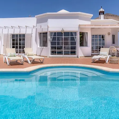 Amazing 3 Bedroom Ocean View With Pool Сasa de vacaciones Tías