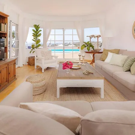 Ferienhaus Amazing 3 Bedroom Ocean View With Pool *